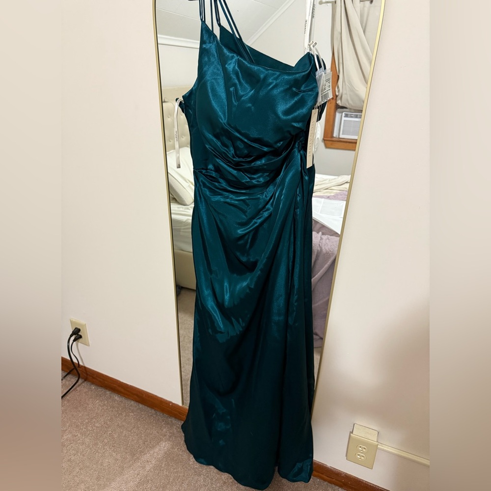 Elegant Teal Evening Gown